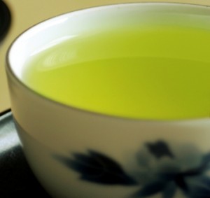  Natural arthritis pain relief: green tea